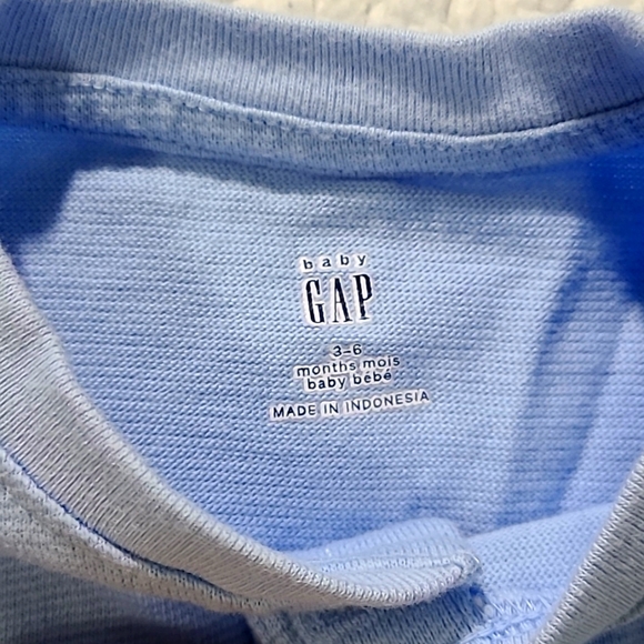 (Pre-loved) GAP Baby Matching set - Picture 4 of 6